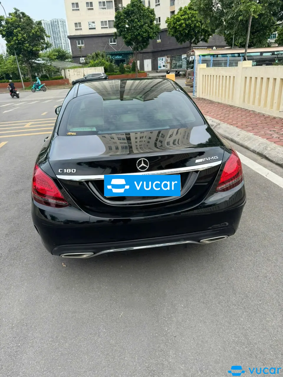 Mercedes C class C180 AMG 2021 - Ngoại thất 4
