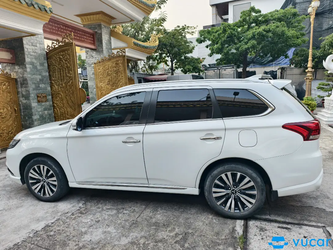 Mitsubishi Outlander 2.0 CVT 2022 - Ngoại thất 8