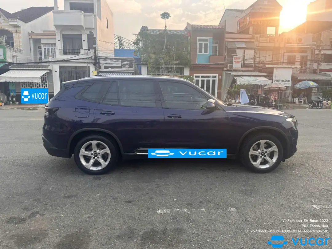 VinFast Lux SA Base 2022 - Ngoại thất 2