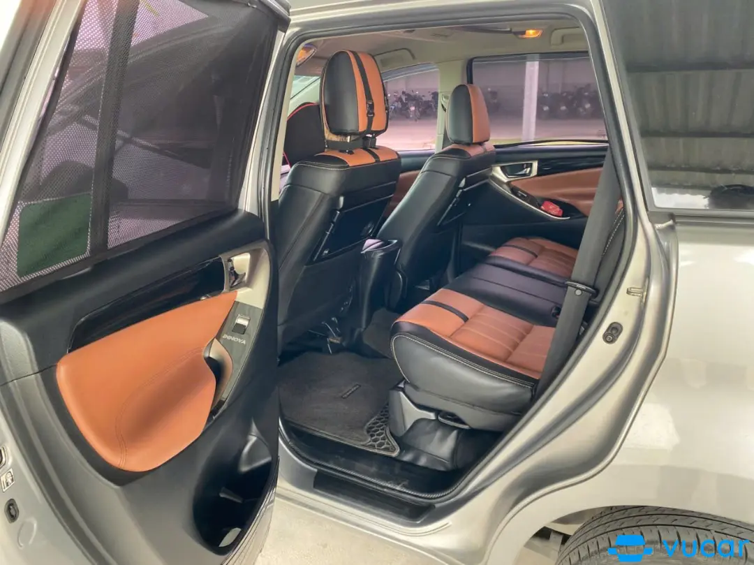 Toyota Innova 2.0G 2018 - Nội thất 2