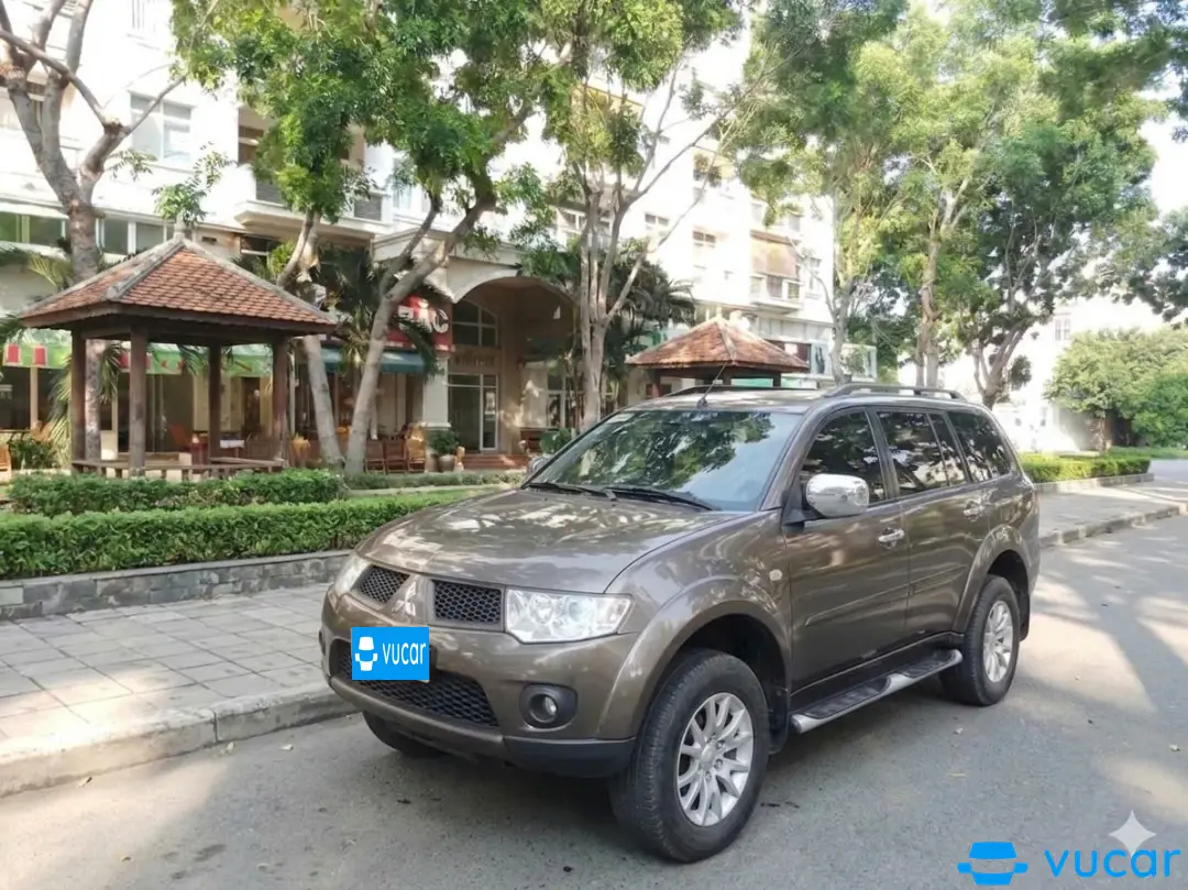 Ảnh xe Mitsubishi Pajero Sport Auto 1 cầu 2013 - ảnh 4