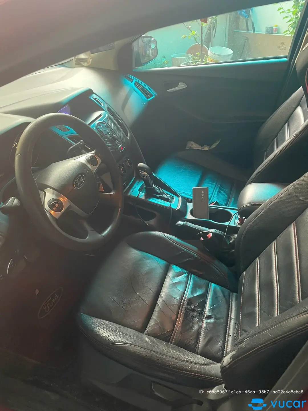 Ford Focus Trend 1.6 AT 2015 - Nội thất 2