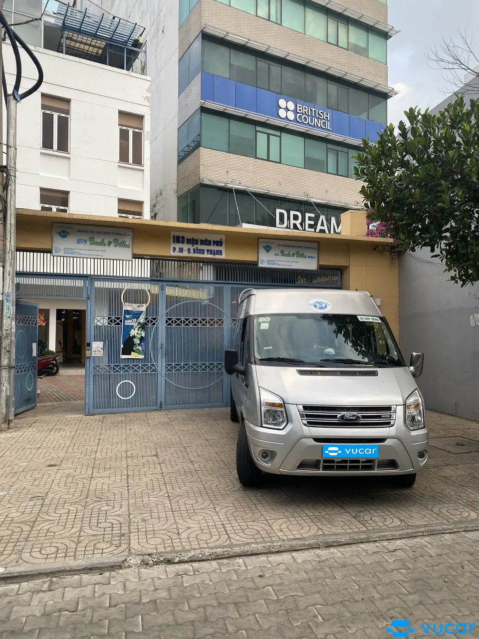 Ảnh xe Ford Transit 2019