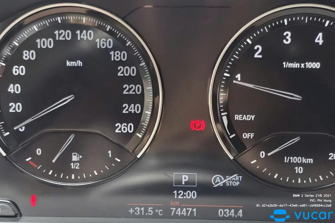 BMW 2 series 218i Gran Tourer 2018 - Nội thất 1