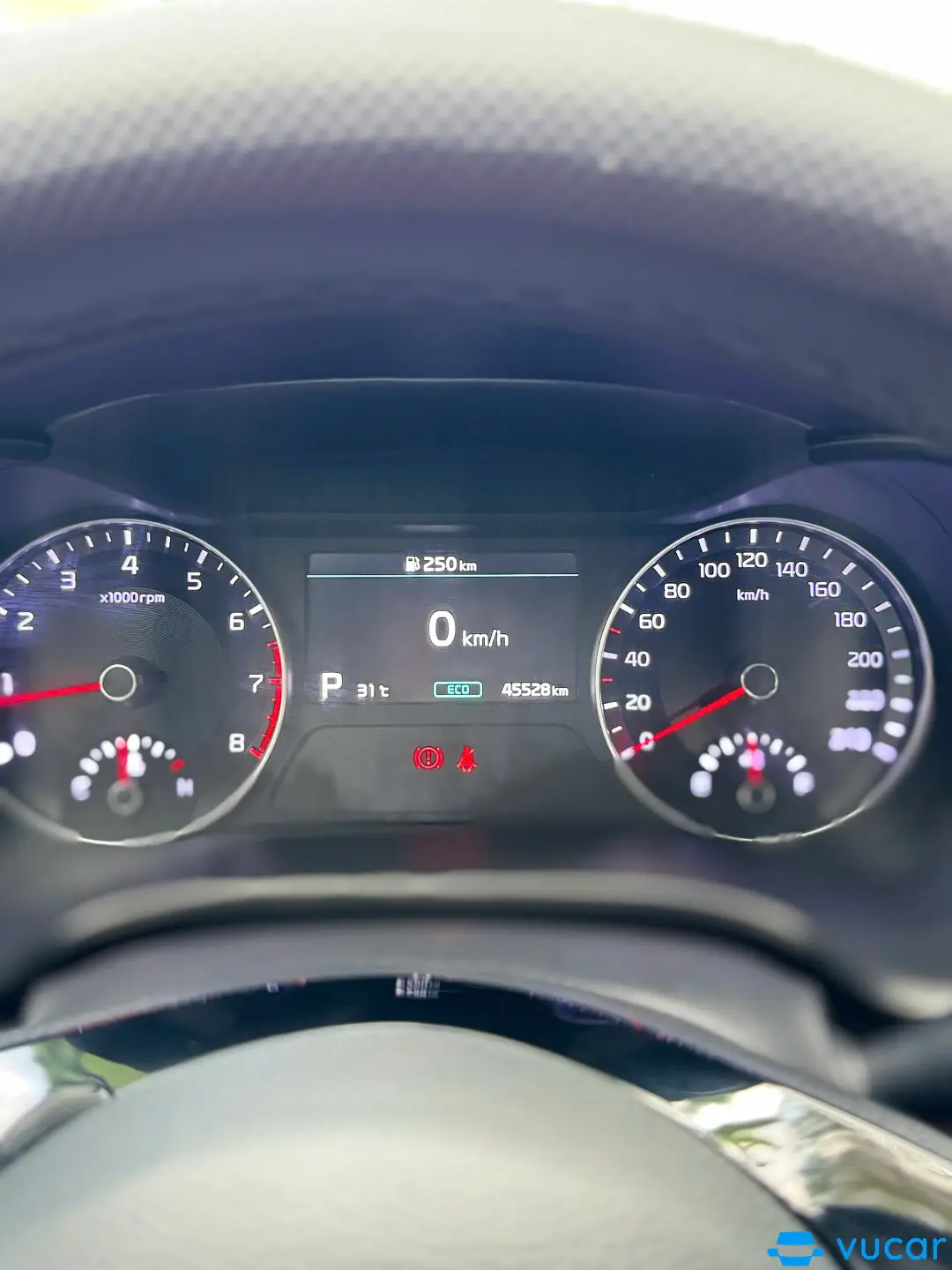 Kia Cerato 1.6 AT Luxury 2019 - Nội thất 1