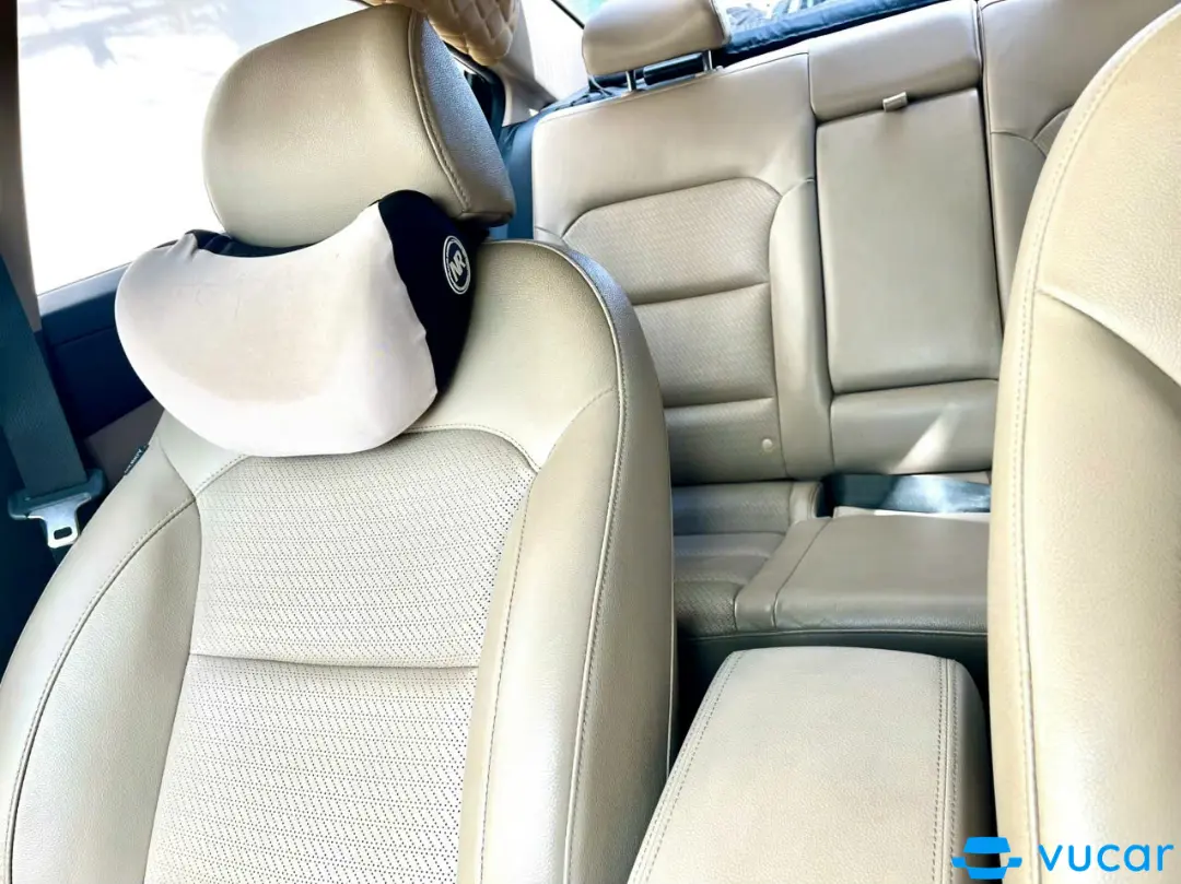 Hyundai Elantra 1.6 AT 2020 - Nội thất 3