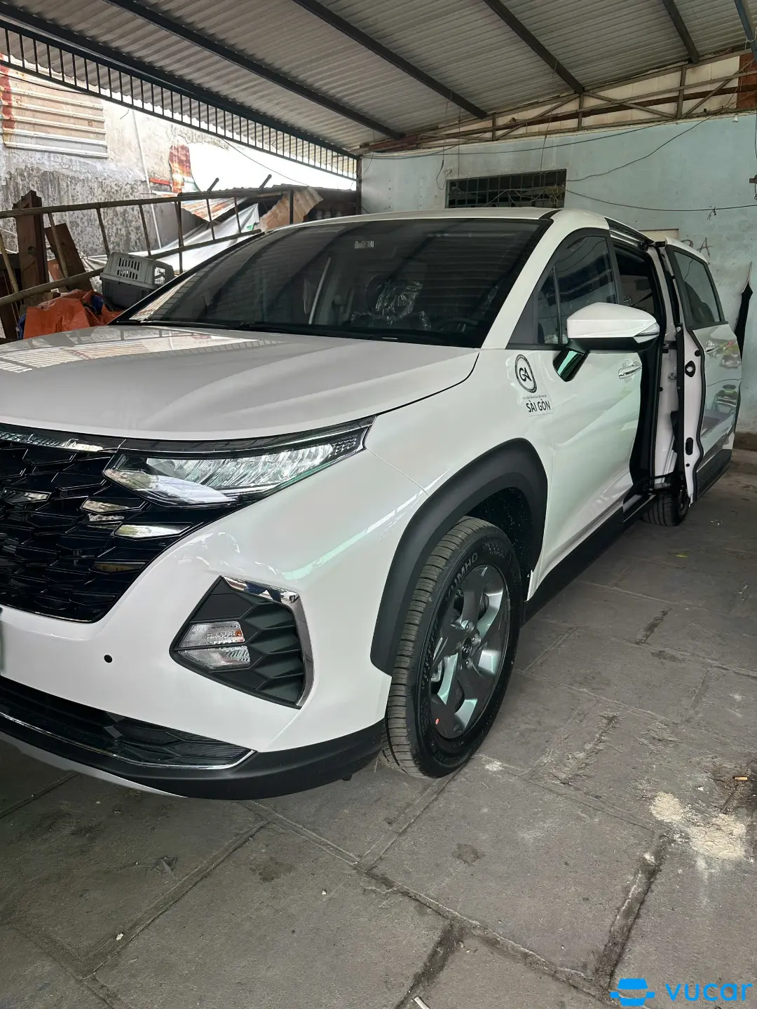 Hyundai custin