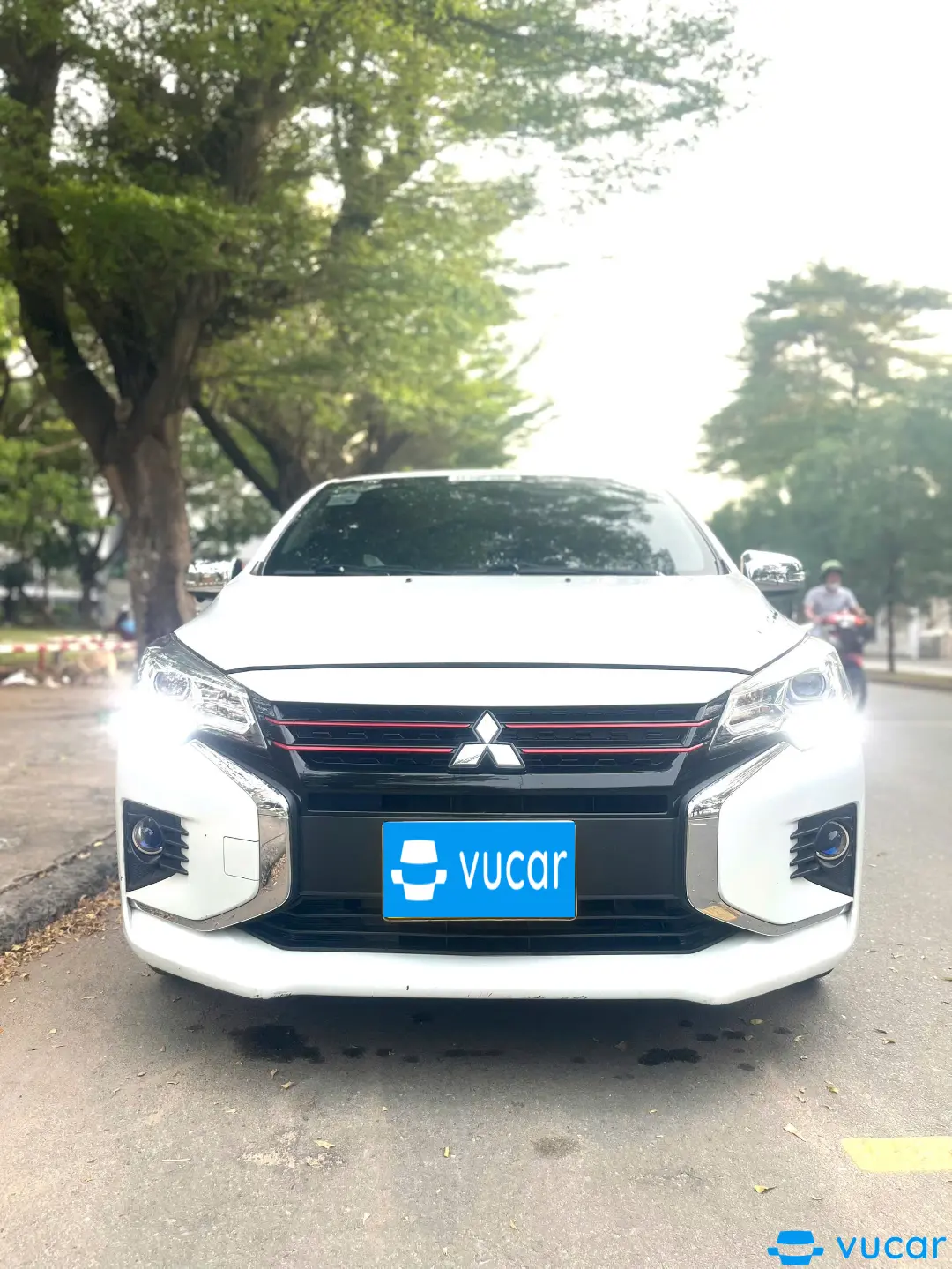 Attrage 2020 tự động - Ngoại thất 1