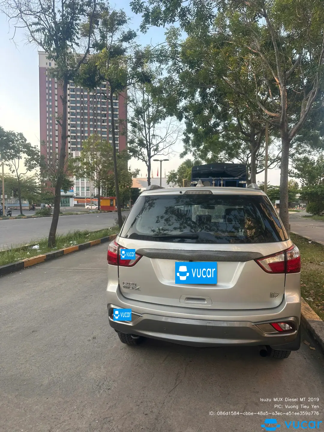 Isuzu MUX Diesel MT 2019 - Ngoại thất 30