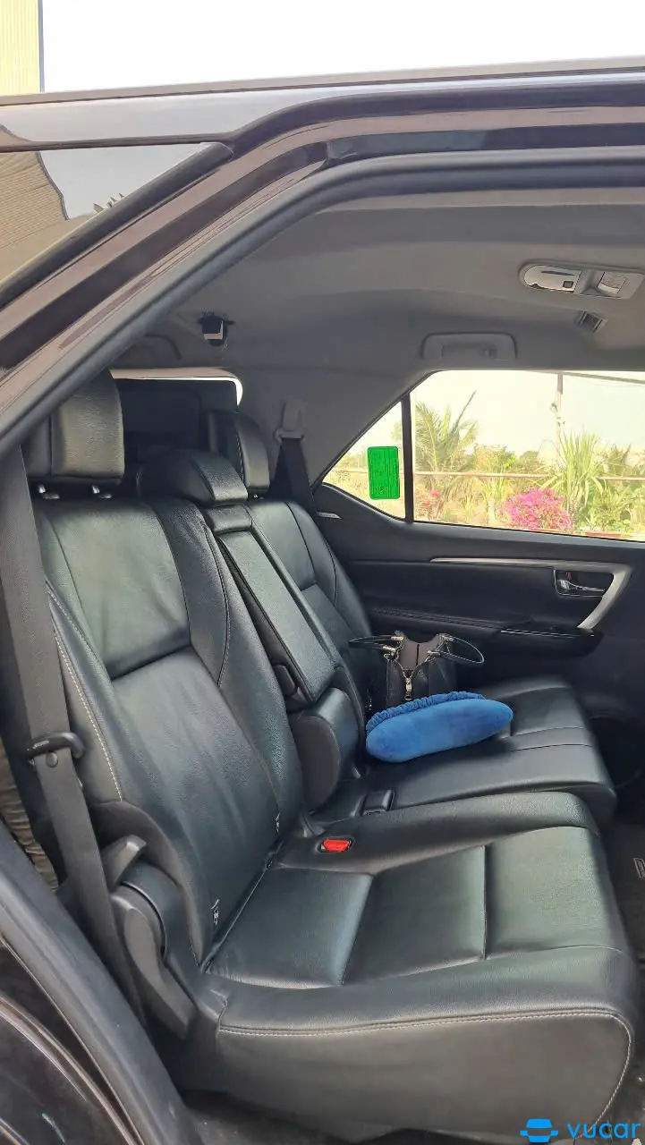 Toyota Fortuner Máy dầu 4x2 2020  - Nội thất 3