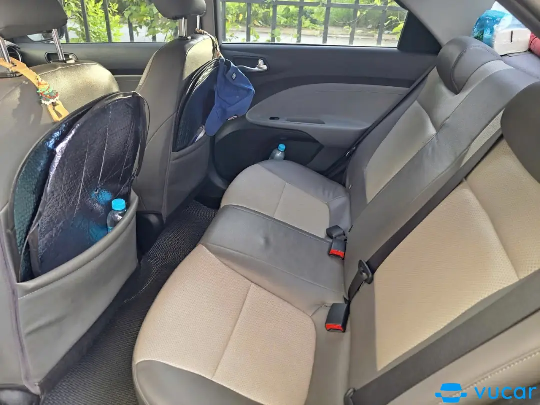 Kia Soluto  2020 - Nội thất 3