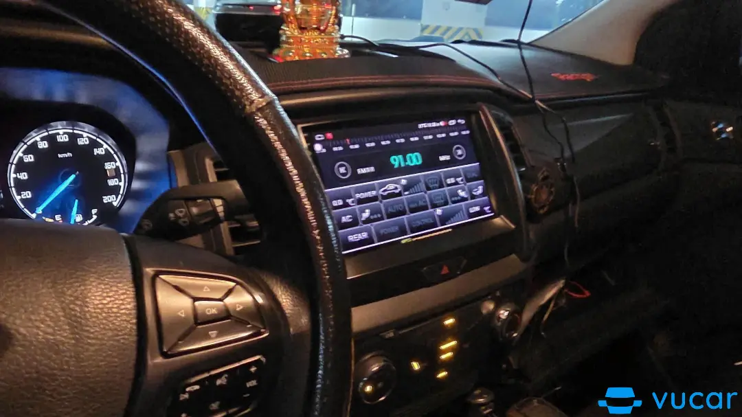 Ford Ranger XLS 2019 - Nội thất 2
