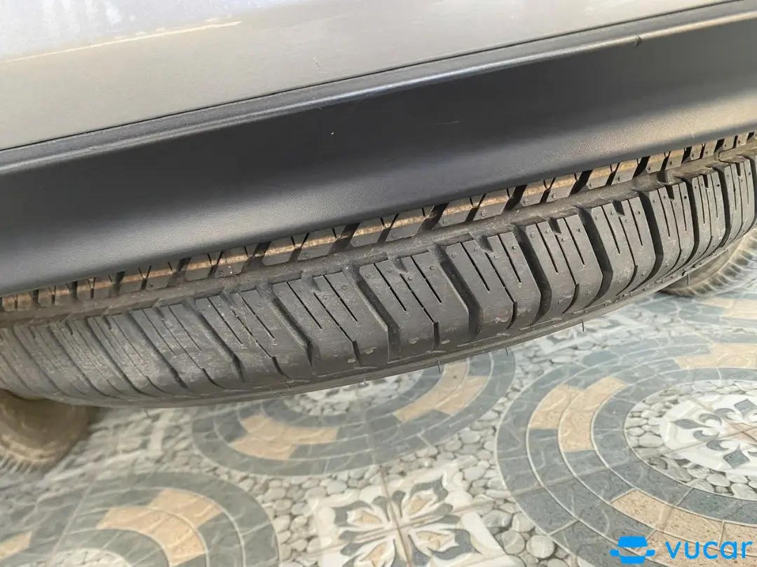 Toyota Fortuner 2.4G 4x2 AT 2020 - Ngoại thất 2
