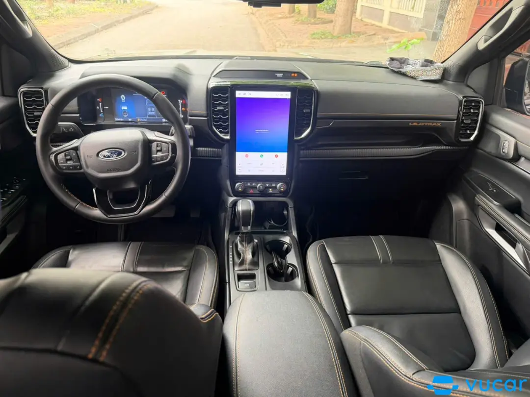 Ford Ranger Wildtrak 2.0L 4x4 AT 2025 - Nội thất 5