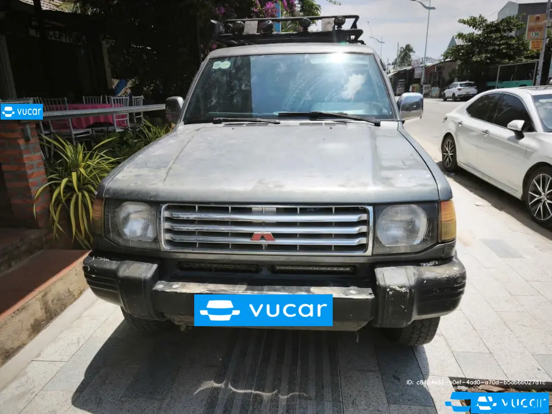 Mitsubishi Pajero 2.4 2001 - Ngoại thất 8