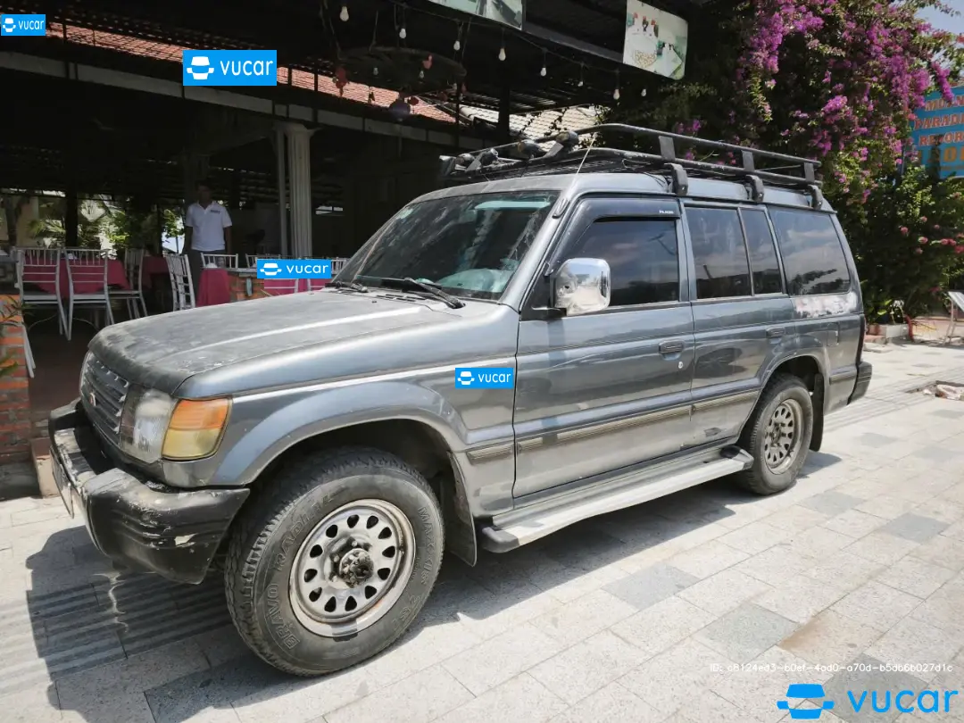Mitsubishi Pajero 2.4 2001 - Ngoại thất 9