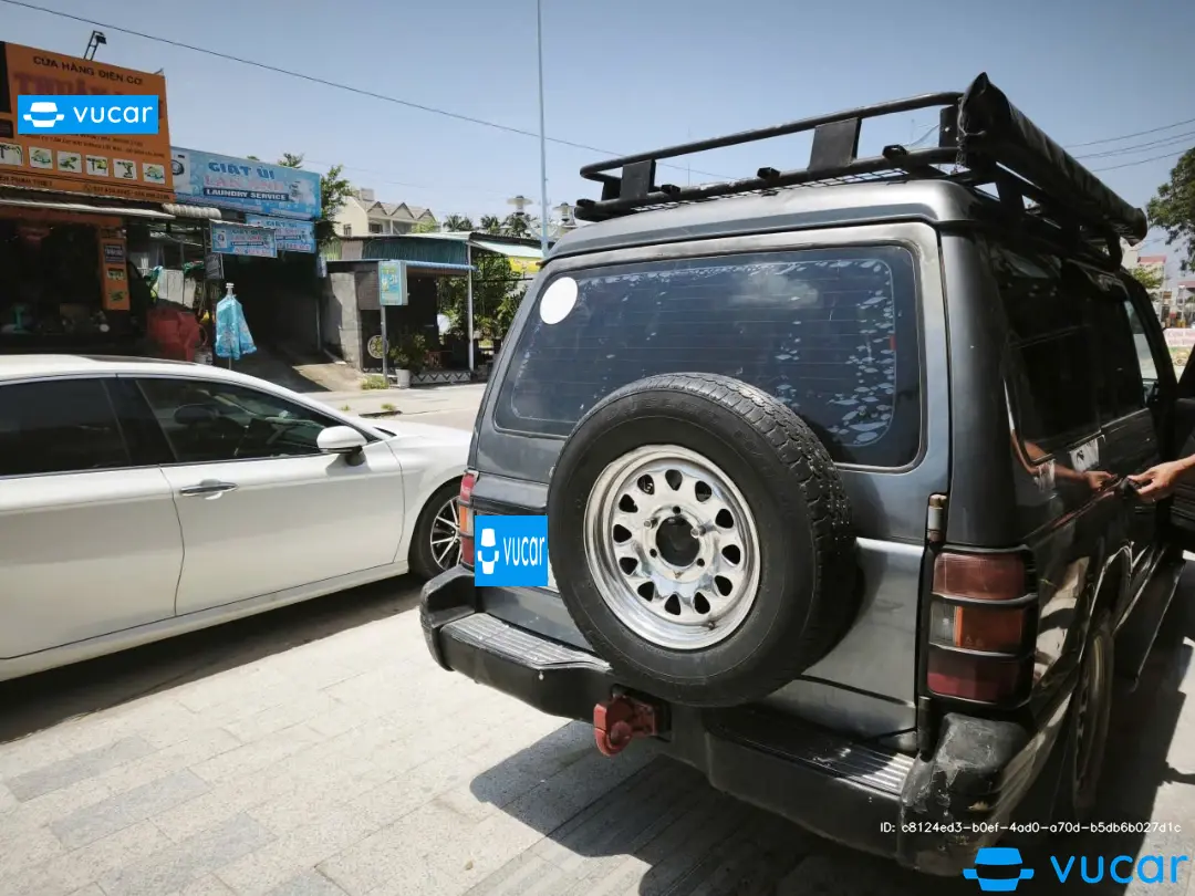 Mitsubishi Pajero 2.4 2001 - Ngoại thất 12