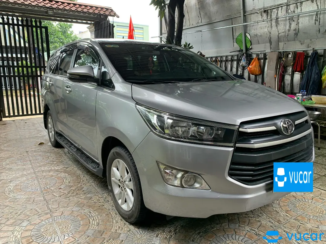 Ảnh xe Toyota innova e 2.0 mt 2019