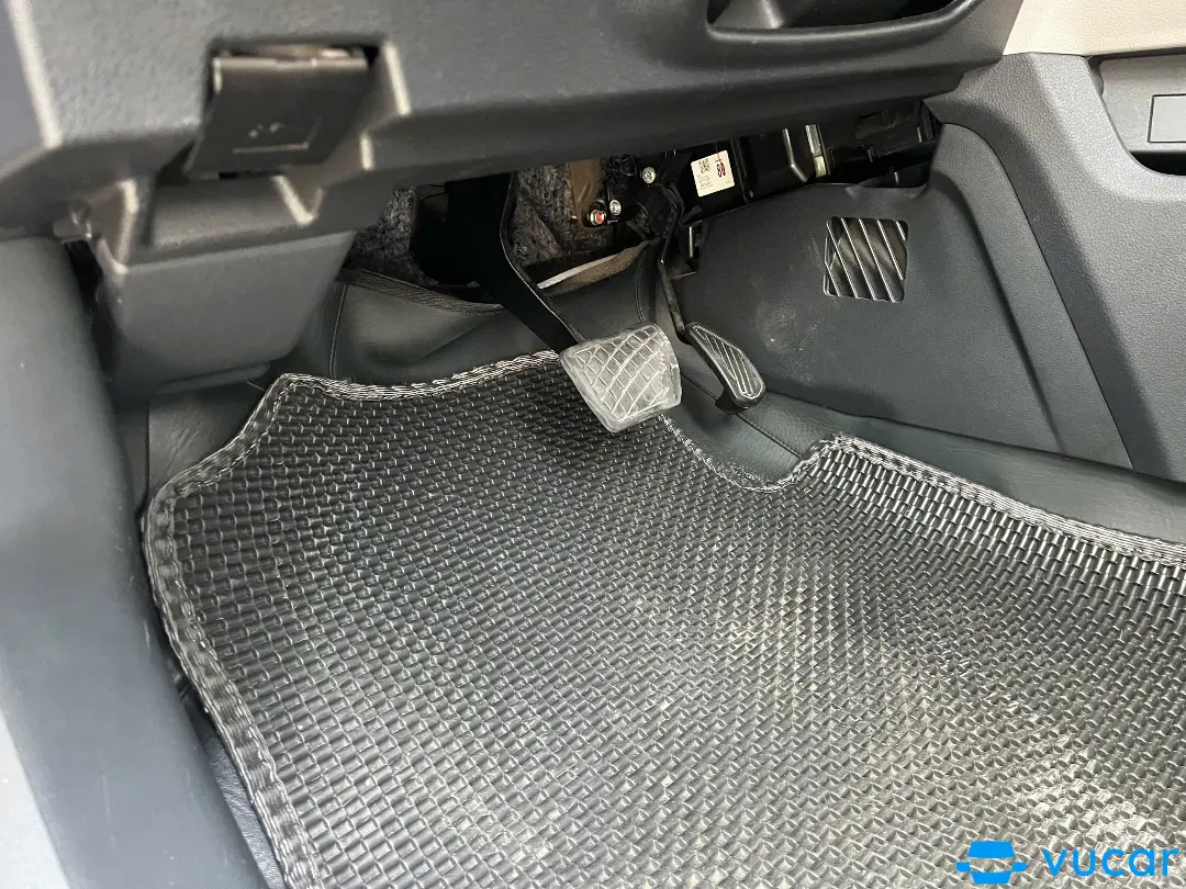 Toyota Veloz Cross Top 1.5 CVT 2022 - Nội thất 12