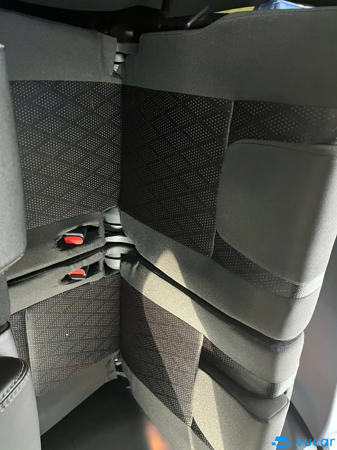 Toyota Veloz Cross Top 1.5 CVT 2022 - Nội thất 6