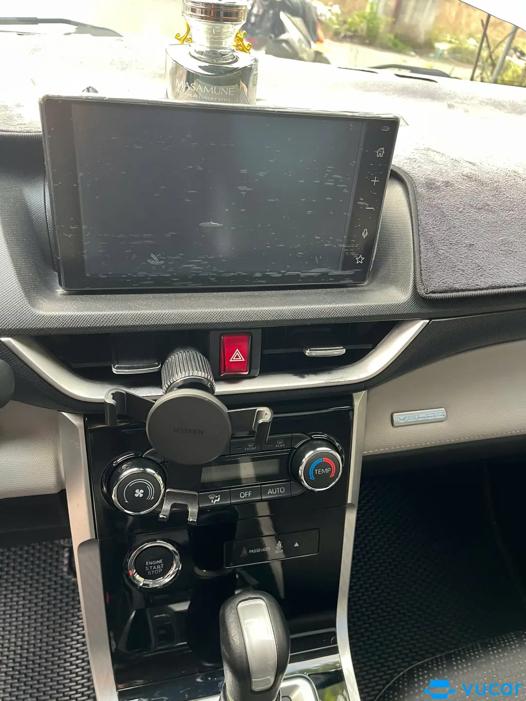 Toyota Veloz Cross Top 1.5 CVT 2022 - Nội thất 4