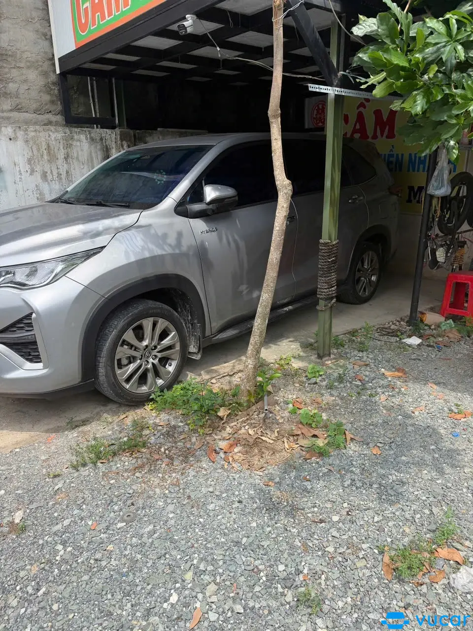 Ảnh xe Toyota Innova Cross HEV 2.0 CVT 2024