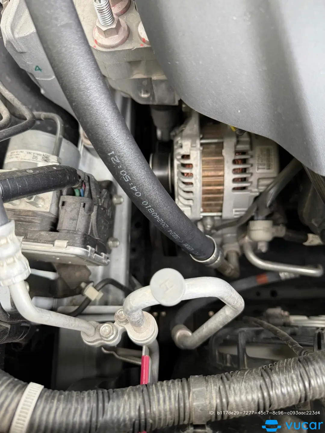 Mazda CX-5 Premium Exclusive 2.0 AT 2025 - Khoang động cơ 4