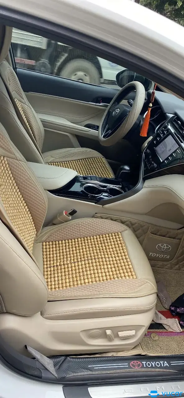 Toyota Camry 2.0G 2020 - Nội thất 2
