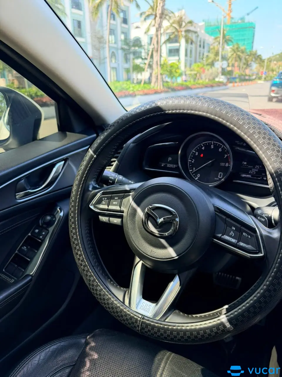 Mazda 3 2.0L Sedan 2017 - Nội thất 10