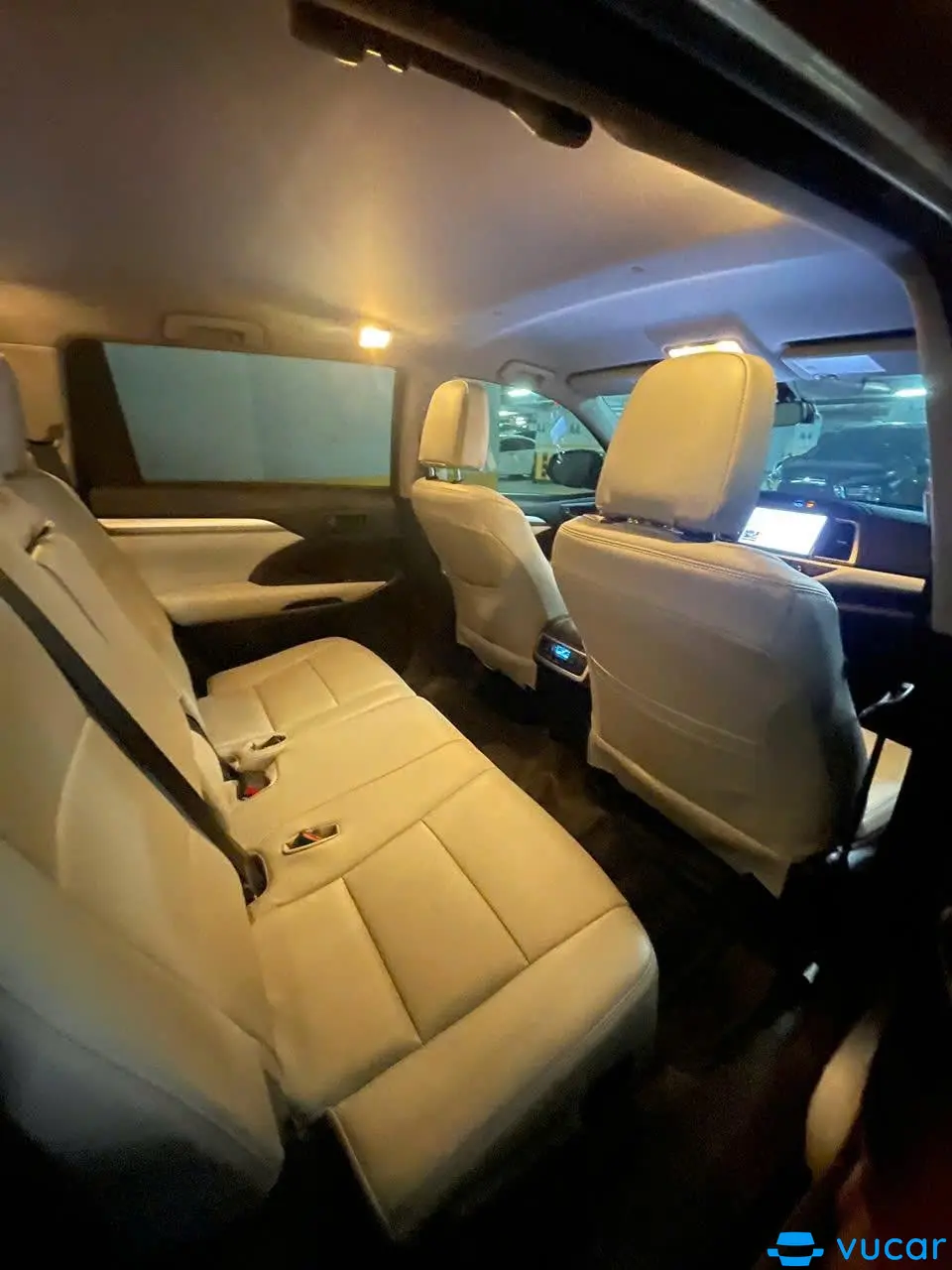 Toyota Highlander LE 2014 - Nội thất 2