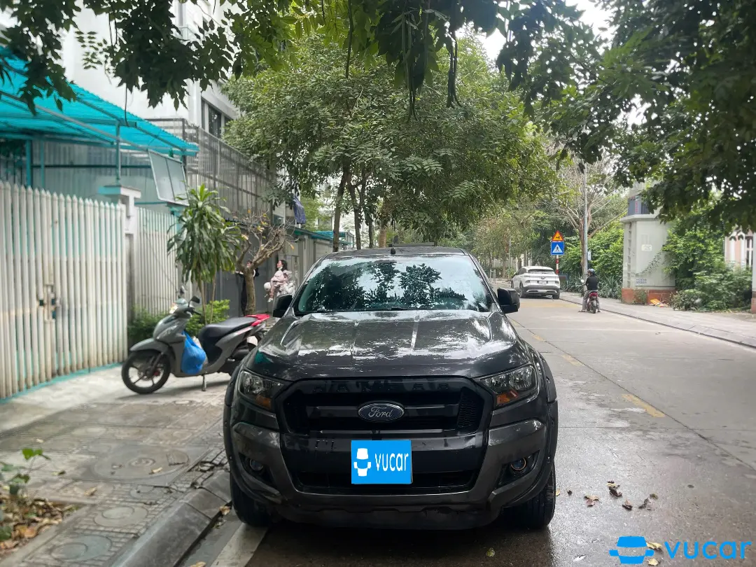 Ảnh xe Ford Ranger XL 2 cầu 4x4 số sàn 2016 