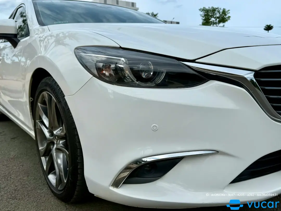 Mazda 6 2.0L Premium 2017 - Ngoại thất 6