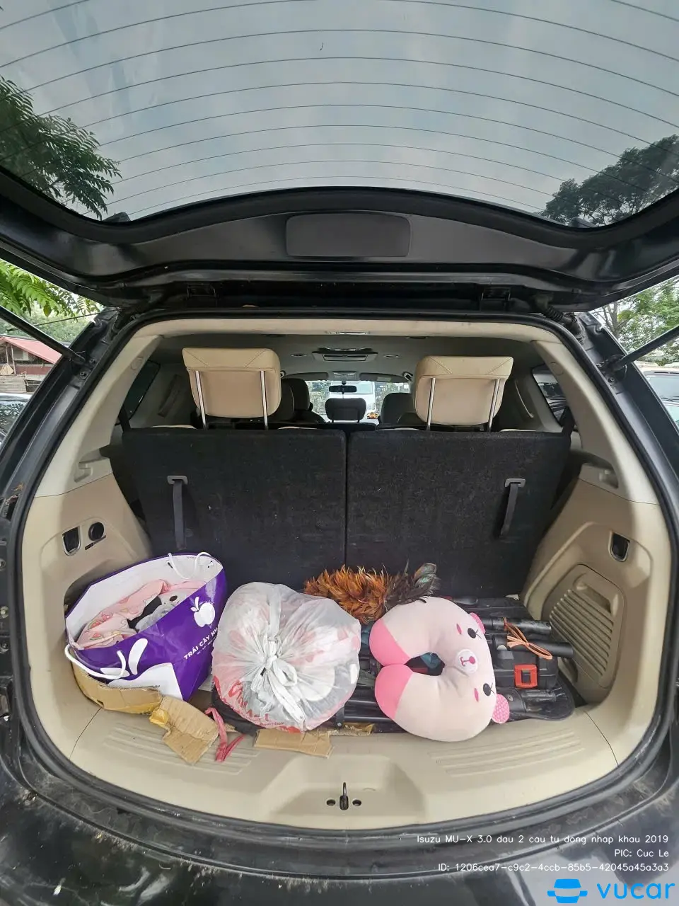 Isuzu Mu-x 3.0L 4x4 AT 2019 - Nội thất 3