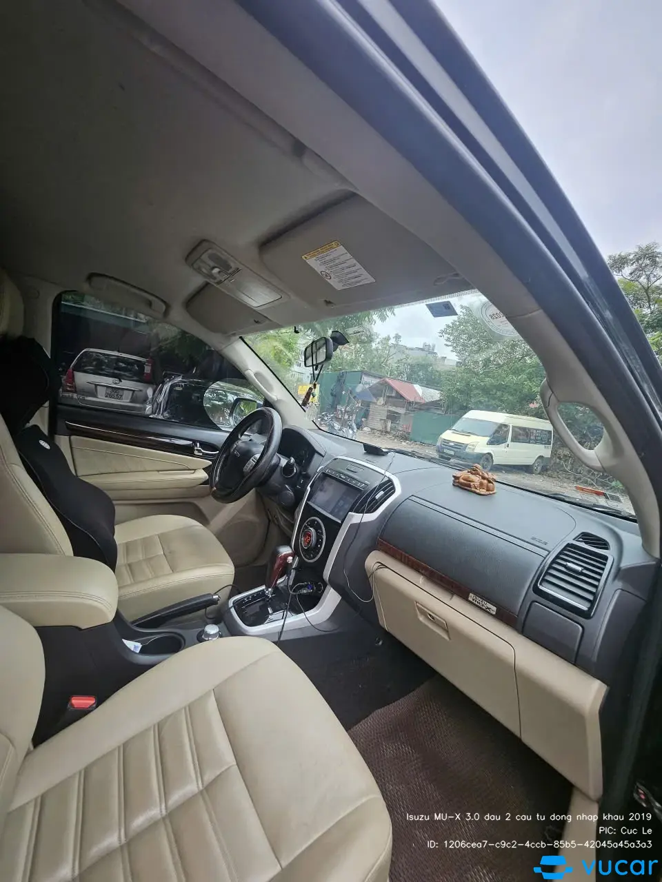 Isuzu Mu-x 3.0L 4x4 AT 2019 - Nội thất 4