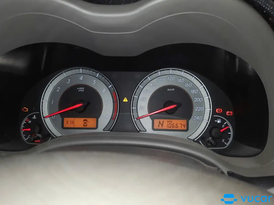 Toyota Altis 1.8G AT 2009 - Nội thất 2