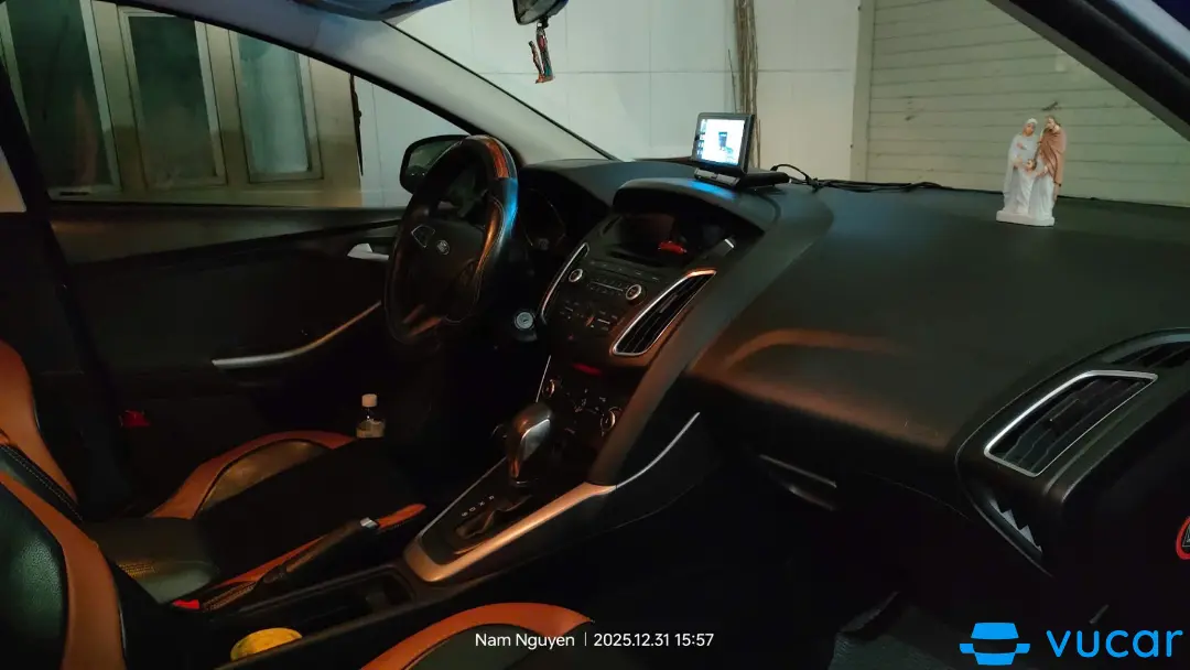 Ford Focus 1.5 hatback 2019 - Nội thất 2