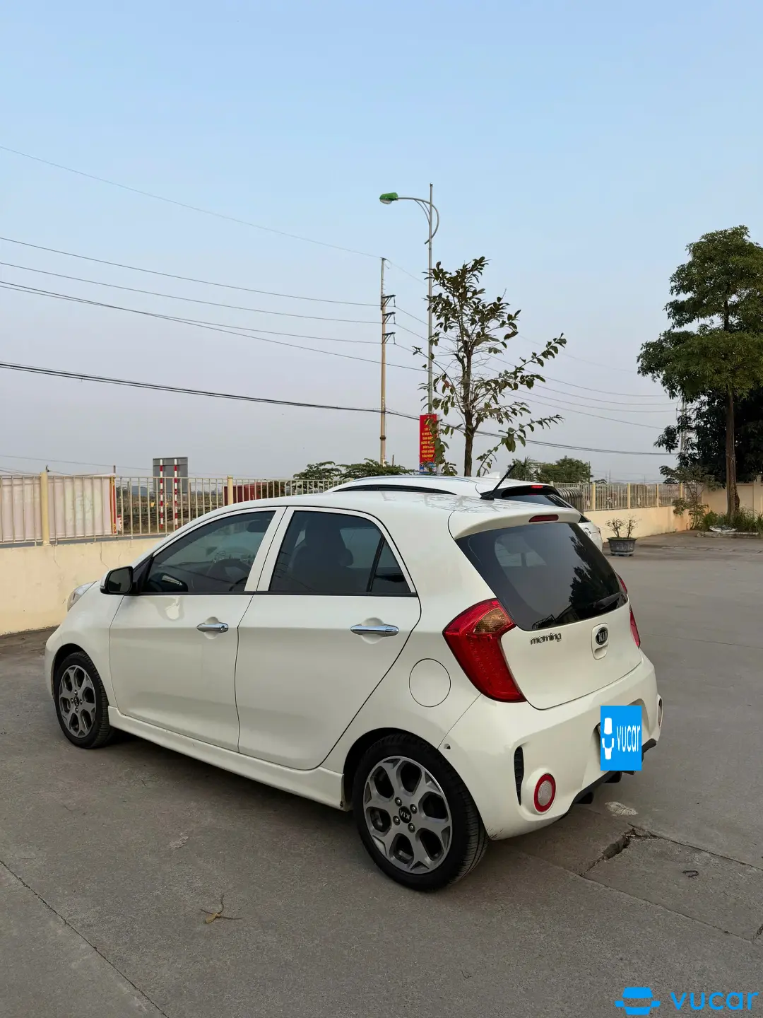 Kia Morning Si AT 2016 - Ngoại thất 1