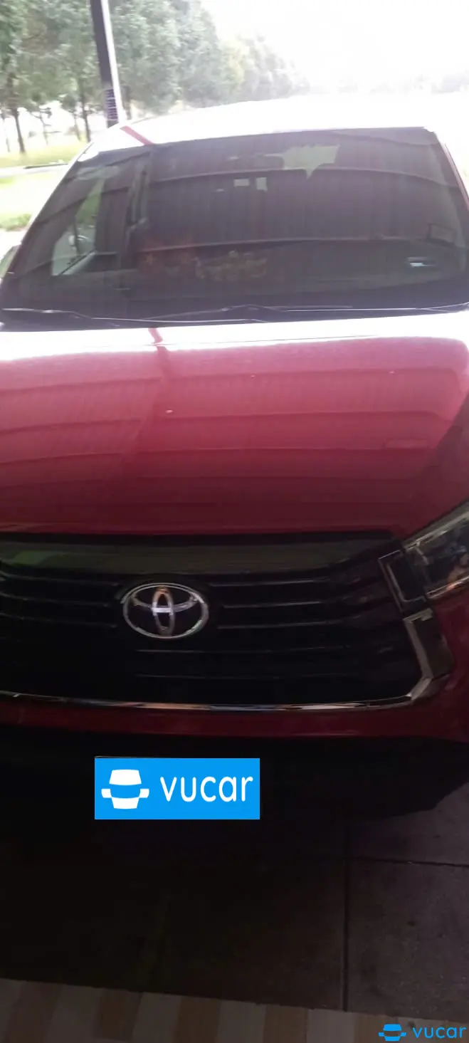 Ảnh xe Toyota Innova Venturer 2.0 AT 2022