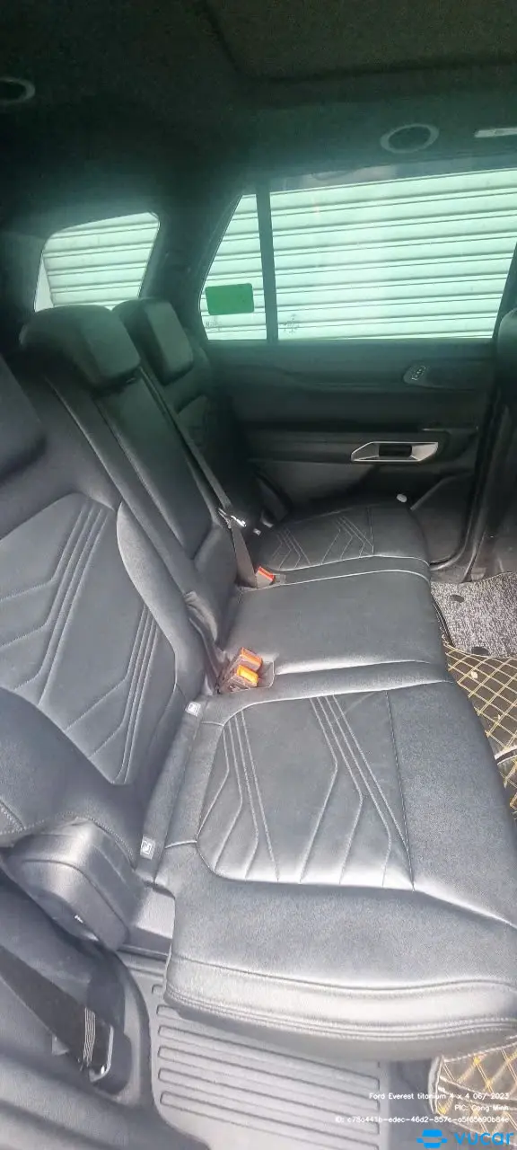 Ford Everest titanium 4 x 4 06/ 2023 - Nội thất 1