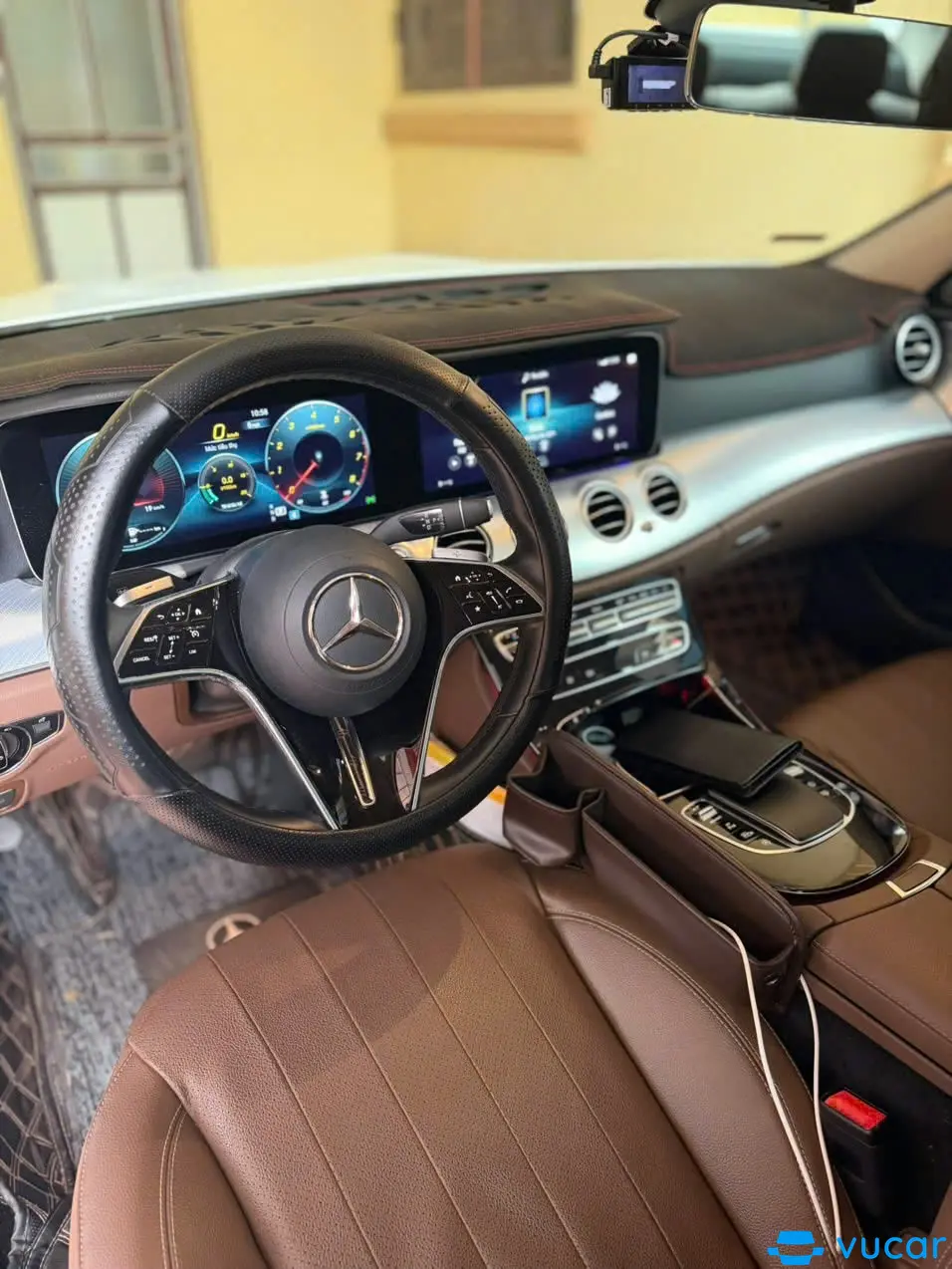 Mercedes E class E180 2021 - Nội thất 4