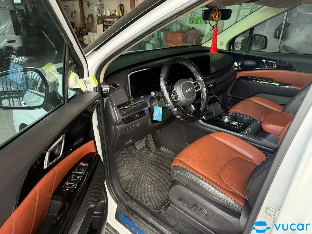 Kia Carnival Premium 2.2D 2022 - Nội thất 2