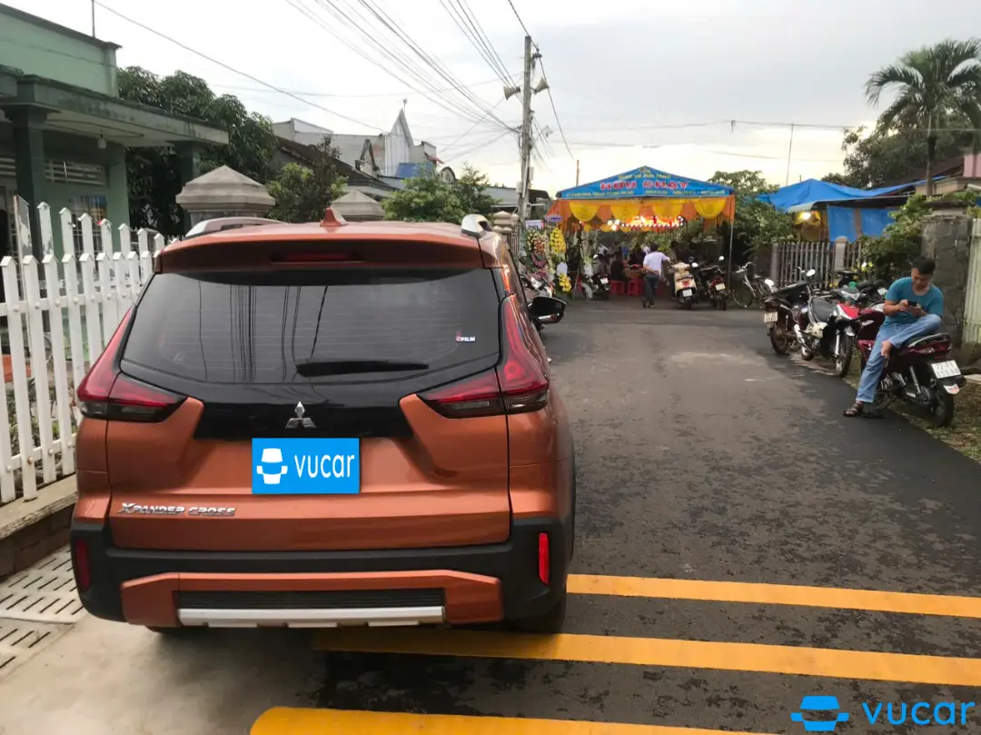 Mitsubishi Xpander Cross 1.5 AT 2022 - Ngoại thất 2