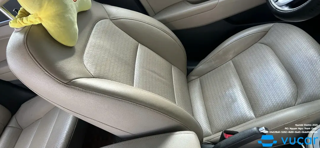 Hyundai Elantra 2020 - Nội thất 4