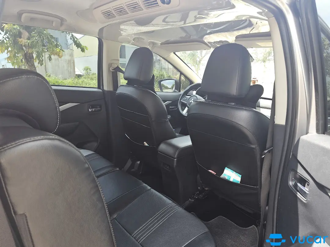 Mitsubishi Xpander Premium 1.5 AT 2022  - Nội thất 2