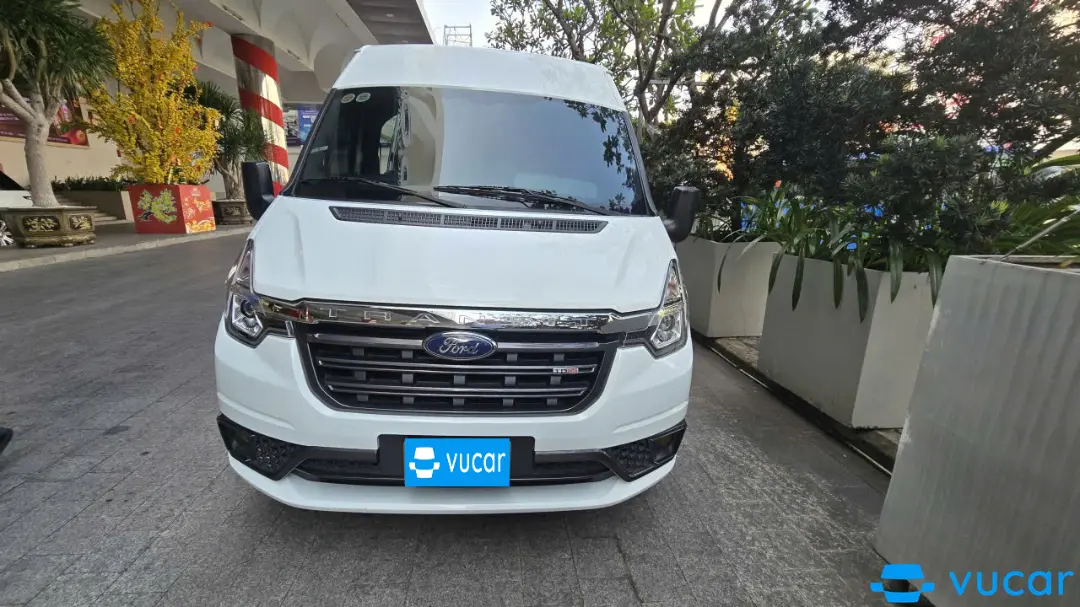 Ảnh xe Ford Transit Limousine 2023