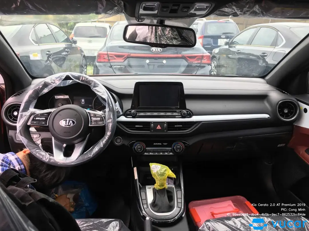 Kia Cerato 2.0 AT Premium 2019 - Nội thất 6