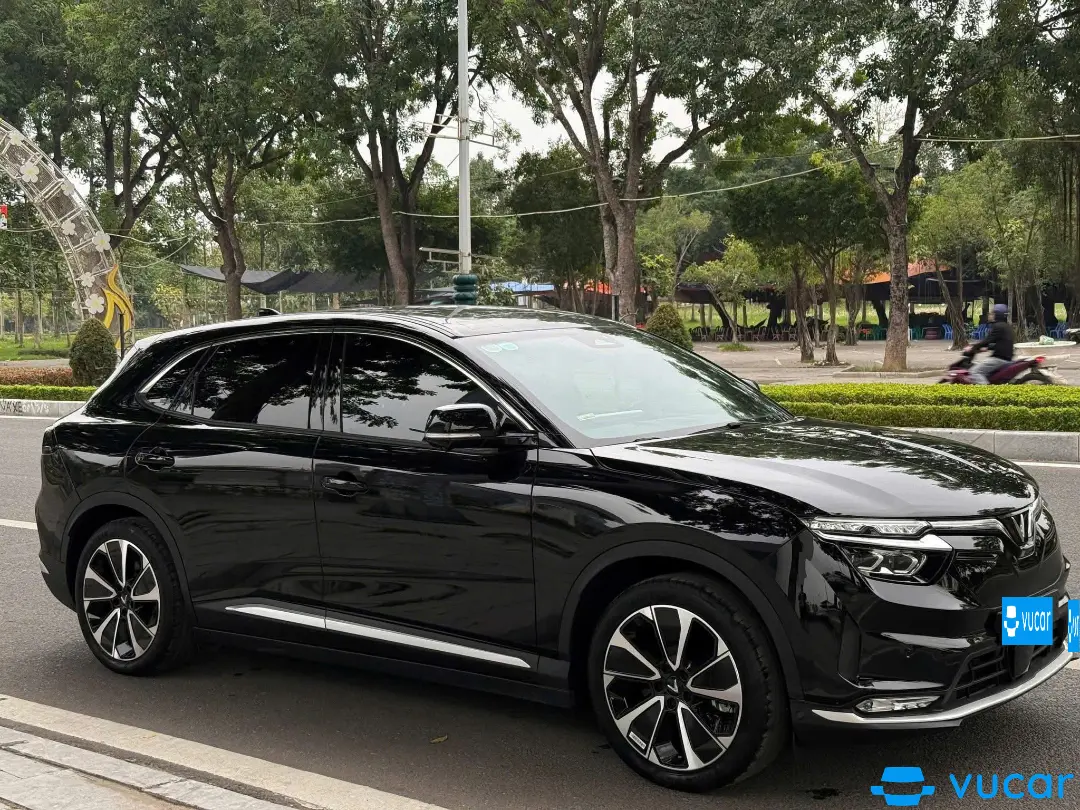 Ảnh xe Vinfast Vf8 Plus 2022