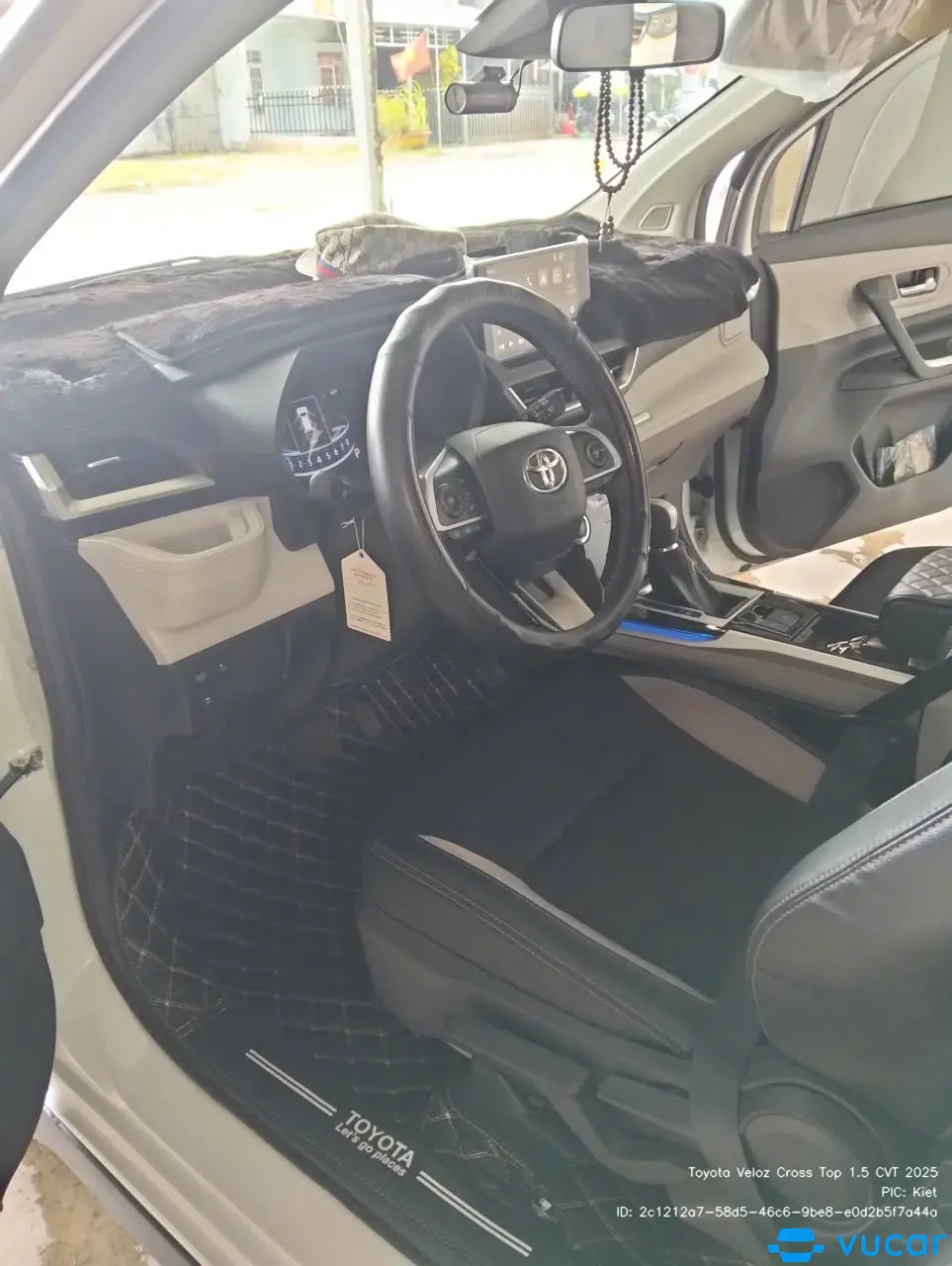Toyota Veloz Cross Top 1.5 CVT 2025 - Nội thất 2