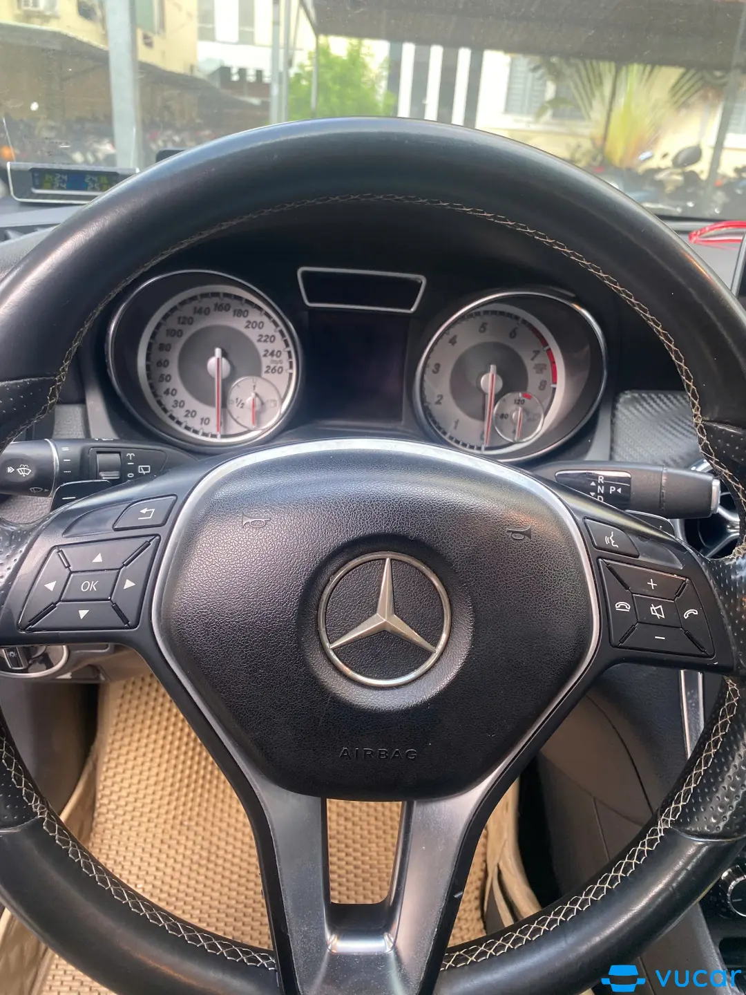 Mercedes GLA 200 2014 - Nội thất 1