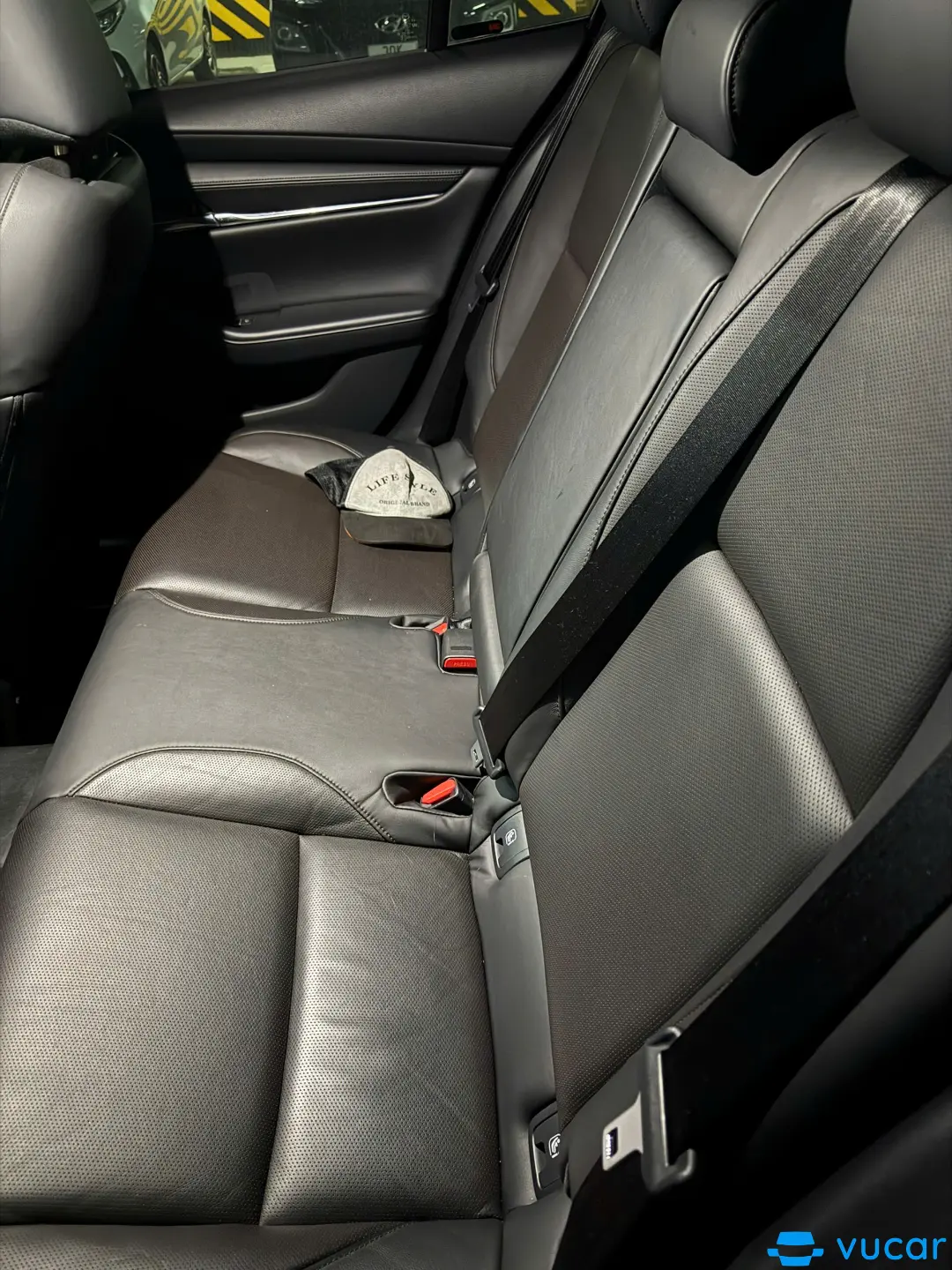 Mazda 3 1.5L Luxury 2023 - Nội thất 4